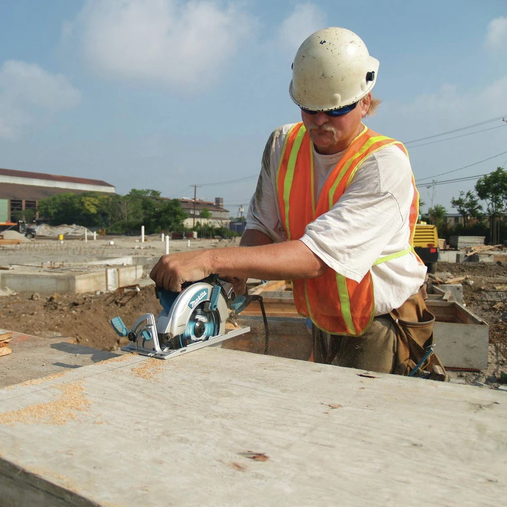 Makita 5377MG 7-1/4 In. Magnesium Hypoid Saw 8 Makita 5377MG 7-1/4 In. Magnesium Hypoid Saw - Image 6