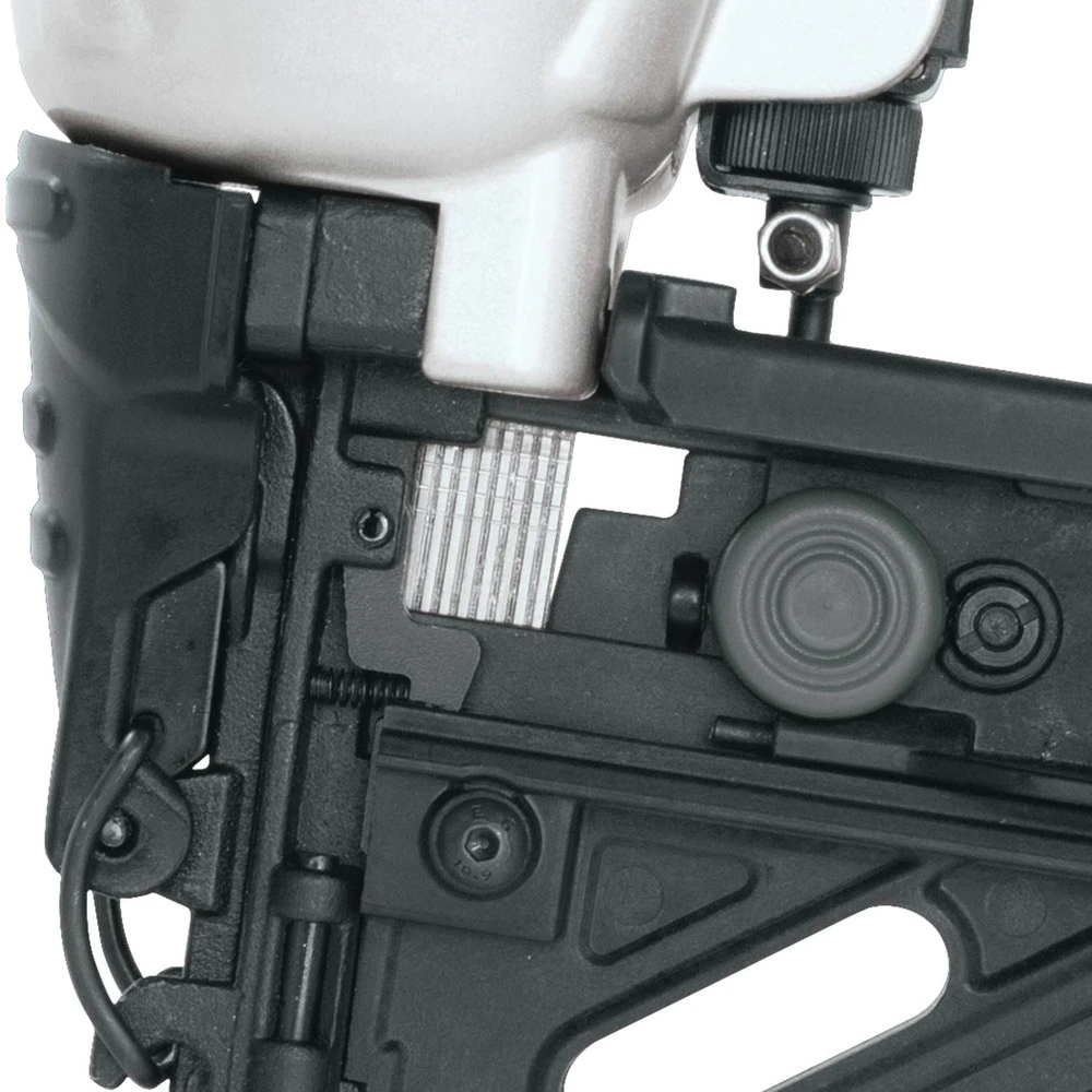 Makita AF601 16-Gauge 2-1/2 In. Pneumatic Straight Finish Nailer 11 Makita AF601 16-Gauge 2-1/2 In. Pneumatic Straight Finish Nailer - Image 9