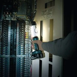 Makita DML806 18V LXT Lithium-Ion LED Cordless Lantern/Flashlight (Tool Only) 19 Makita DML806 18V LXT Lithium-Ion LED Cordless Lantern/Flashlight (Tool Only) -Cheap Makita Store mktndml806 h