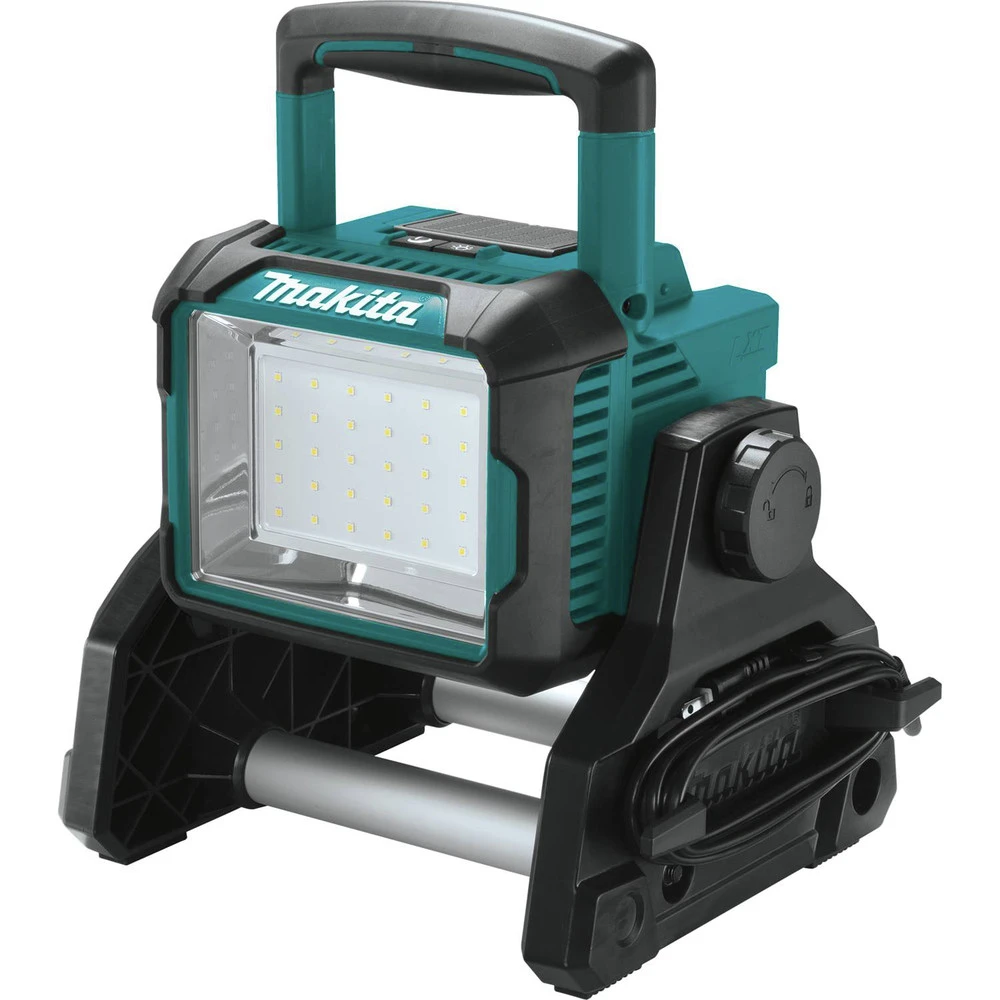 Makita DML811 18V LXT Lithium-Ion LED Cordless/ Corded Work Light (Tool Only) 3 Makita DML811 18V LXT Lithium-Ion LED Cordless/ Corded Work Light (Tool Only)