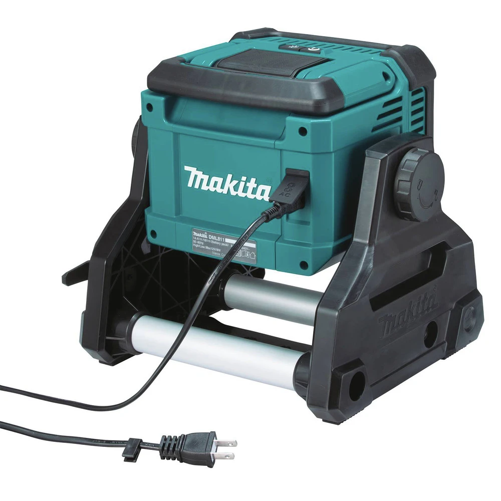 Makita DML811 18V LXT Lithium-Ion LED Cordless/ Corded Work Light (Tool Only) 4 Makita DML811 18V LXT Lithium-Ion LED Cordless/ Corded Work Light (Tool Only) - Image 2