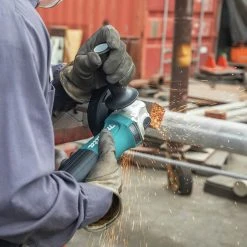 Makita GA5052 11 Amp Compact 4-1/2 In./ 5 In. Corded Paddle Switch Angle Grinder With AC/DC Switch 31 Makita GA5052 11 Amp Compact 4-1/2 In./ 5 In. Corded Paddle Switch Angle Grinder With AC/DC Switch -Cheap Makita Store mktnga5052 m