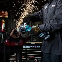 Makita GAG01M1 40V Max XGT Brushless Lithium-Ion 4-1/2 In./5 In. Cordless Cut-Off/Angle Grinder Kit With Electric Brake (4 Ah) -Cheap Makita Store mktngag01m1 g