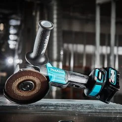Makita GAG03M1 40V Max XGT Brushless Lithium-Ion 4-1/2 In./5 In. Cordless Paddle Switch Angle Grinder Kit With Electric Brake (4 Ah) 29 Makita GAG03M1 40V Max XGT Brushless Lithium-Ion 4-1/2 In./5 In. Cordless Paddle Switch Angle Grinder Kit With Electric Brake (4 Ah) -Cheap Makita Store mktngag03m1 e