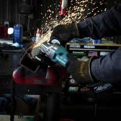 Makita GAG06M1 40V Max XGT Brushless Lithium-Ion 4-1/2 In./5 In. Cordless Paddle Switch Angle Grinder Kit With Electric Brake And AWS (4 Ah) -Cheap Makita Store mktngag06m1 i