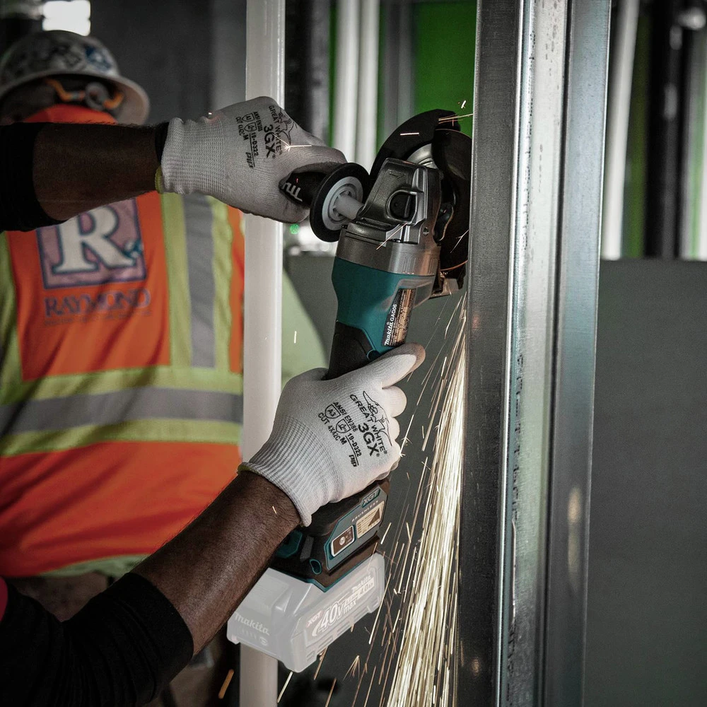 Makita GAG06Z 40V Max XGT Brushless Lithium-Ion 4-1/2 In./5 In. Cordless Paddle Switch Angle Grinder With Electric Brake And AWS (Tool Only) 6 Makita GAG06Z 40V Max XGT Brushless Lithium-Ion 4-1/2 In./5 In. Cordless Paddle Switch Angle Grinder With Electric Brake And AWS (Tool Only) - Image 4