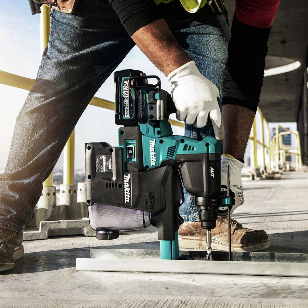 Makita GRH01M1W 40V Max XGT Brushless Lithium-Ion 1-1/8 In. Cordless AFT/AWS Capable AVT Rotary Hammer Kit With SDS-PLUS Dust Extractor (4 Ah) 13 Makita GRH01M1W 40V Max XGT Brushless Lithium-Ion 1-1/8 In. Cordless AFT/AWS Capable AVT Rotary Hammer Kit With SDS-PLUS Dust Extractor (4 Ah) - Image 11