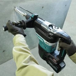 Makita GRH05M1 40V Max XGT Brushless Lithium-Ion 1-9/16 In. Cordless AVT Rotary Hammer Kit (4 Ah) -Cheap Makita Store mktngrh05m1 j