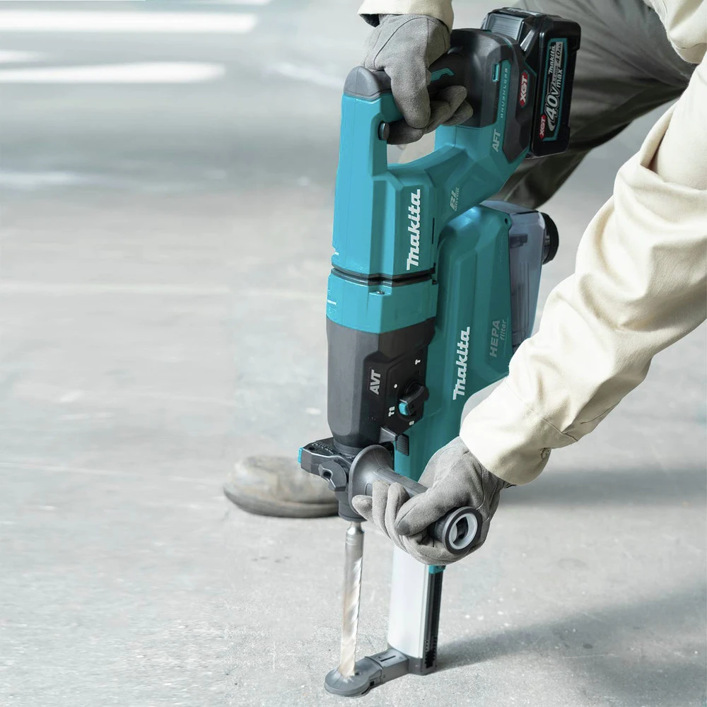 Makita GRH07M1W 40V Max XGT Brushless Lithium-Ion 1-1/8 In. Cordless AFT/AWS Capable Accepts SDS-PLUS Bits AVT D-Handle Rotary Hammer Kit With Dust Extractor (4 Ah) 13 Makita GRH07M1W 40V Max XGT Brushless Lithium-Ion 1-1/8 In. Cordless AFT/AWS Capable Accepts SDS-PLUS Bits AVT D-Handle Rotary Hammer Kit With Dust Extractor (4 Ah) - Image 11