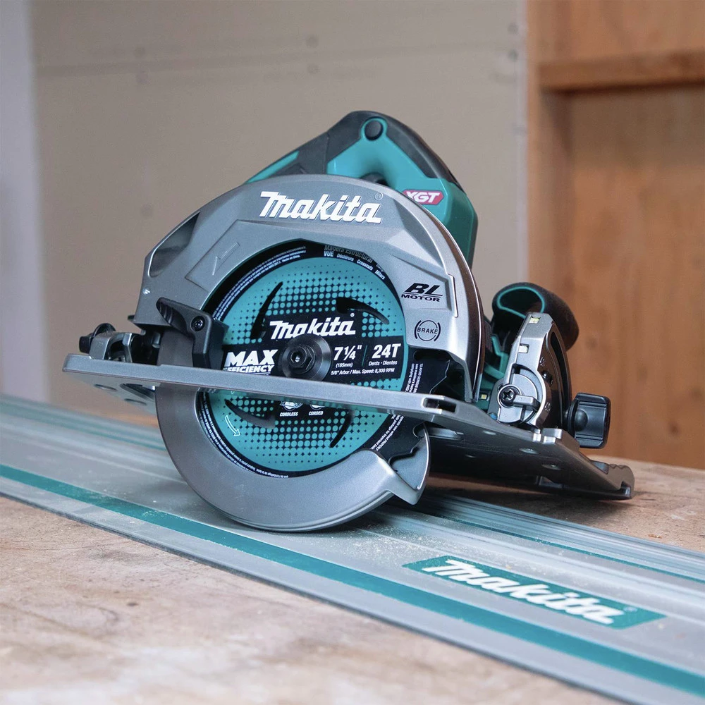Makita GSH02M1 40V Max XGT AWS Capable Brushless Lithium-Ion 7-1/4 In. Cordless Circular Saw Kit With Guide Rail Compatible Base (4 Ah) 9 Makita GSH02M1 40V Max XGT AWS Capable Brushless Lithium-Ion 7-1/4 In. Cordless Circular Saw Kit With Guide Rail Compatible Base (4 Ah) - Image 7