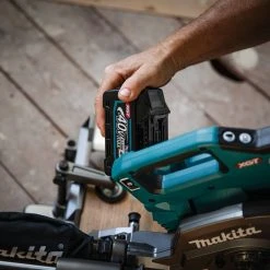 Makita GSL02M1 40V Max XGT Brushless Lithium-Ion 8-1/2 In. Cordless AWS Capable Dual-Bevel Sliding Compound Miter Saw Kit (4 Ah) 25 Makita GSL02M1 40V Max XGT Brushless Lithium-Ion 8-1/2 In. Cordless AWS Capable Dual-Bevel Sliding Compound Miter Saw Kit (4 Ah) -Cheap Makita Store mktngsl02m1 i