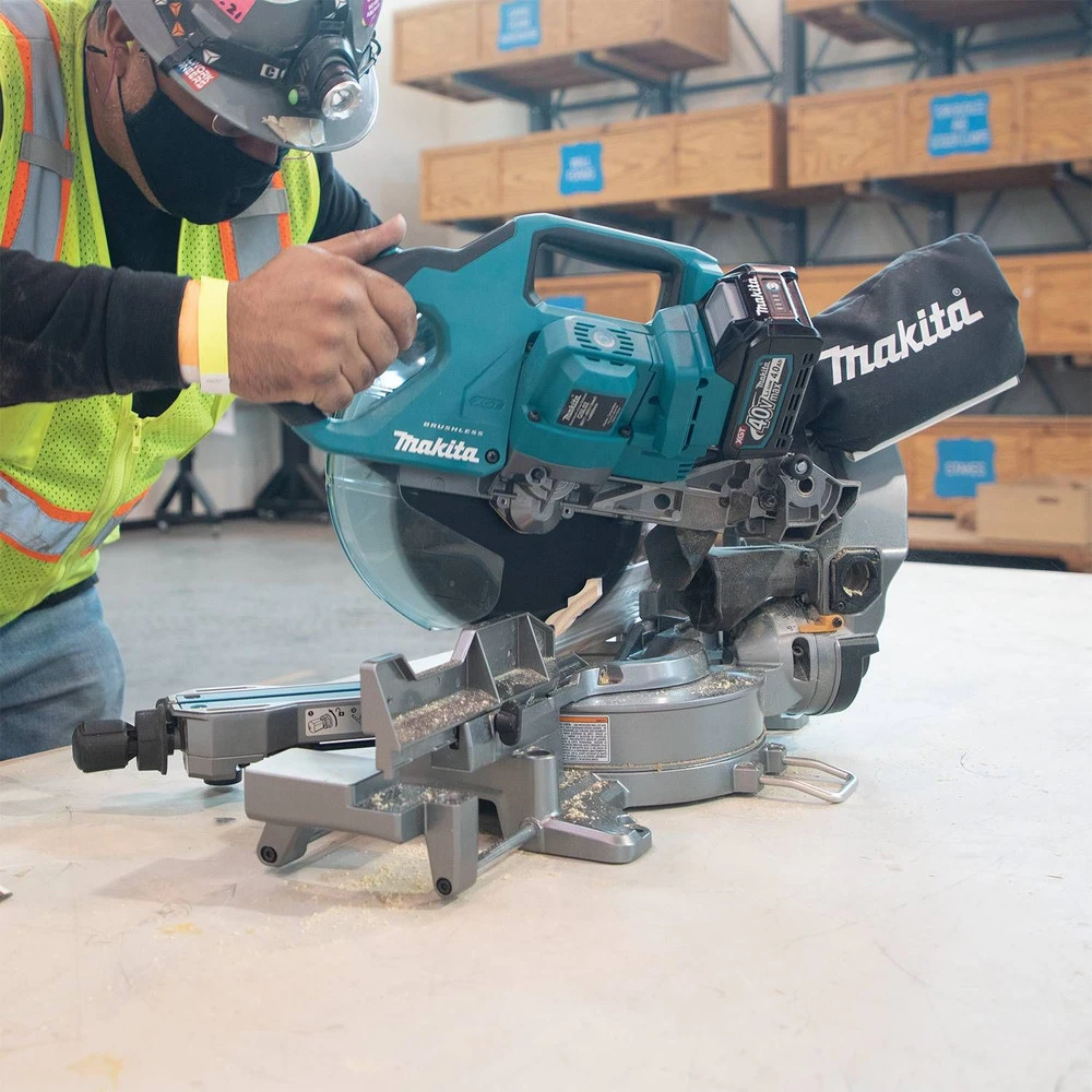 Makita GSL02M1 40V Max XGT Brushless Lithium-Ion 8-1/2 In. Cordless AWS Capable Dual-Bevel Sliding Compound Miter Saw Kit (4 Ah) 15 Makita GSL02M1 40V Max XGT Brushless Lithium-Ion 8-1/2 In. Cordless AWS Capable Dual-Bevel Sliding Compound Miter Saw Kit (4 Ah) - Image 13