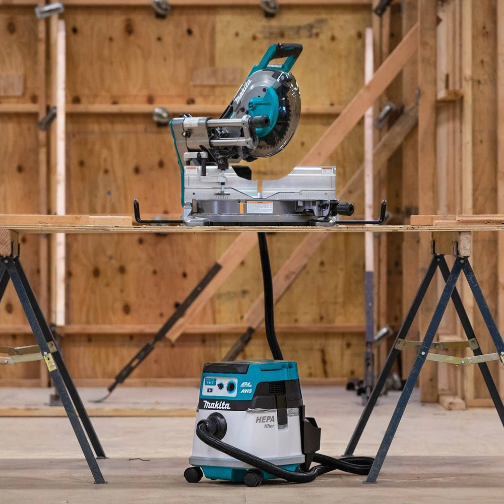 Makita GSL03Z 40V Max XGT Brushless Lithium-Ion 10 In. Cordless AWS Capable Dual-Bevel Sliding Compound Miter Saw (Tool Only) 7 Makita GSL03Z 40V Max XGT Brushless Lithium-Ion 10 In. Cordless AWS Capable Dual-Bevel Sliding Compound Miter Saw (Tool Only) - Image 5
