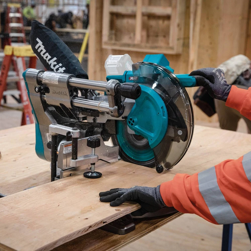 Makita GSL03Z 40V Max XGT Brushless Lithium-Ion 10 In. Cordless AWS Capable Dual-Bevel Sliding Compound Miter Saw (Tool Only) 9 Makita GSL03Z 40V Max XGT Brushless Lithium-Ion 10 In. Cordless AWS Capable Dual-Bevel Sliding Compound Miter Saw (Tool Only) - Image 7