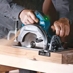 Makita GT400M1D1 40V Max XGT Brushless Lithium-Ion 7-1/4 In. Cordless Circular Saw 4-Tool Combo Kit (2.5 Ah/4 Ah) 33 Makita GT400M1D1 40V Max XGT Brushless Lithium-Ion 7-1/4 In. Cordless Circular Saw 4-Tool Combo Kit (2.5 Ah/4 Ah) -Cheap Makita Store mktngt400m1d1 m