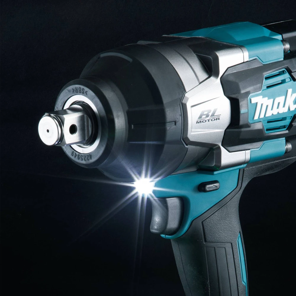 Makita GWT01D 40V Max XGT Brushless Lithium-Ion 3/4 In. Cordless 4-Speed High-Torque Impact Wrench With Friction Ring Anvil Kit (2.5 Ah) 9 Makita GWT01D 40V Max XGT Brushless Lithium-Ion 3/4 In. Cordless 4-Speed High-Torque Impact Wrench With Friction Ring Anvil Kit (2.5 Ah) - Image 7