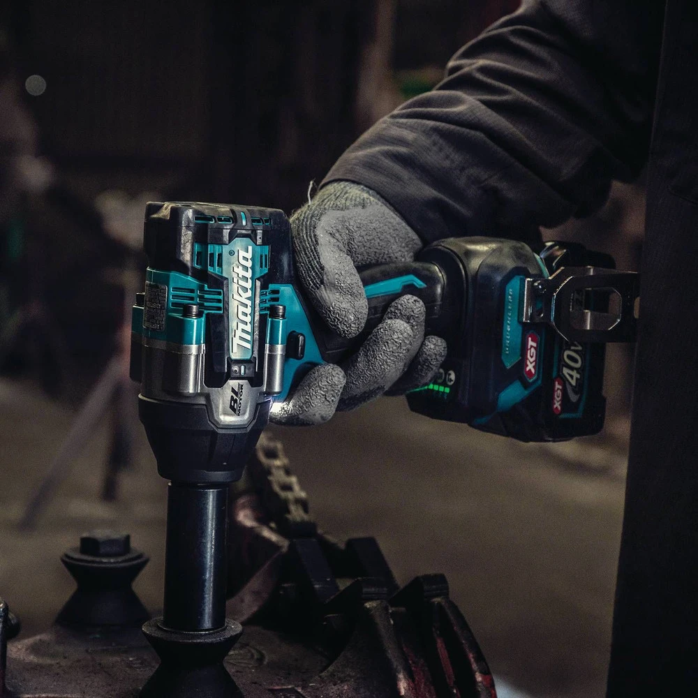 Makita GWT08D 40V Max XGT Brushless Lithium-Ion Cordless 4-Speed Mid-Torque 1/2 In. Sq. Drive Impact Wrench Kit With Detent Anvil And 2 Batteries (2.5 Ah) 11 Makita GWT08D 40V Max XGT Brushless Lithium-Ion Cordless 4-Speed Mid-Torque 1/2 In. Sq. Drive Impact Wrench Kit With Detent Anvil And 2 Batteries (2.5 Ah) - Image 9