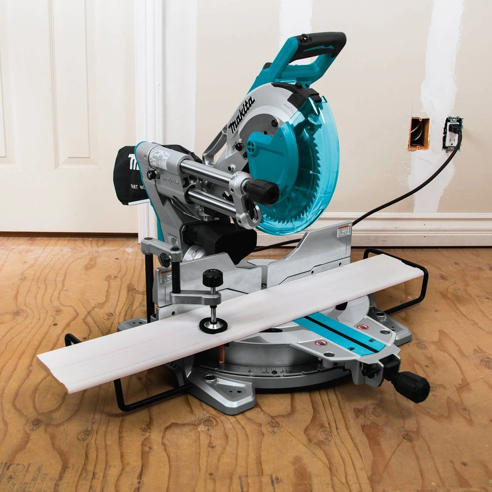 Makita LS1019L 10 In. Dual-Bevel Sliding Compound Miter Saw With Laser 8 Makita LS1019L 10 In. Dual-Bevel Sliding Compound Miter Saw With Laser - Image 6