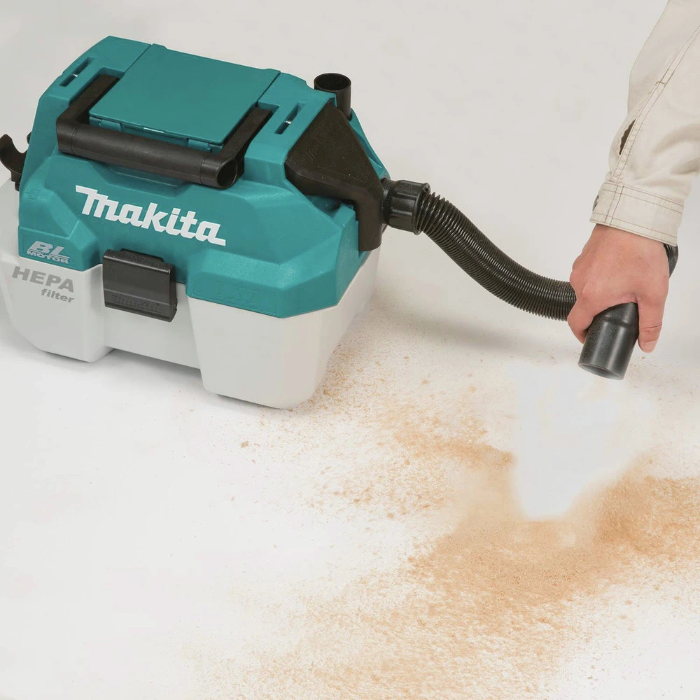 Makita XCV11Z 18V LXT Lithium-Ion Brushless 2 Gallon HEPA Filter Portable Wet/Dry Dust Extractor/Vacuum (Tool Only) 11 Makita XCV11Z 18V LXT Lithium-Ion Brushless 2 Gallon HEPA Filter Portable Wet/Dry Dust Extractor/Vacuum (Tool Only) - Image 9