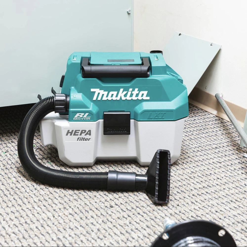 Makita XCV11Z 18V LXT Lithium-Ion Brushless 2 Gallon HEPA Filter Portable Wet/Dry Dust Extractor/Vacuum (Tool Only) 13 Makita XCV11Z 18V LXT Lithium-Ion Brushless 2 Gallon HEPA Filter Portable Wet/Dry Dust Extractor/Vacuum (Tool Only) - Image 11