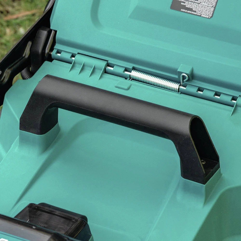 Makita XML11CT1 18V X2 (36V) LXT Lithium-Ion 21 In. Cordless Self-Propelled Lawn Mower Kit With 4 Batteries (5 Ah) 15 Makita XML11CT1 18V X2 (36V) LXT Lithium-Ion 21 In. Cordless Self-Propelled Lawn Mower Kit With 4 Batteries (5 Ah) - Image 13