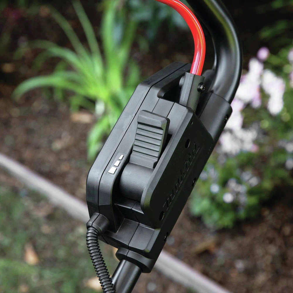 Makita XML11Z 18V X2 (36V) LXT Lithium-Ion 21 In. Cordless Self-Propelled Lawn Mower (Tool Only) 11 Makita XML11Z 18V X2 (36V) LXT Lithium-Ion 21 In. Cordless Self-Propelled Lawn Mower (Tool Only) - Image 9