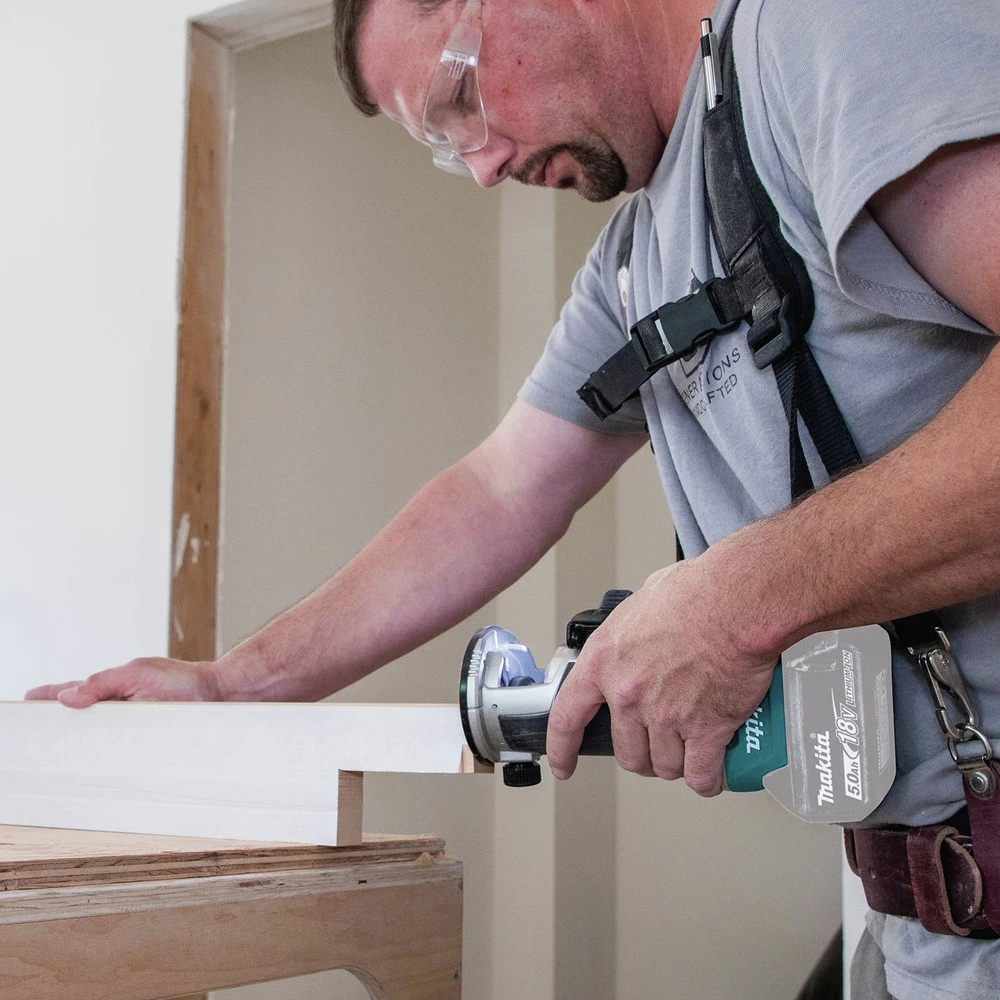 Makita XMT03Z-XTR01Z 18V LXT Lithium-Ion Cordless Oscillating Multi-Tool And Compact Brushless Cordless Router Bundle 17 Makita XMT03Z-XTR01Z 18V LXT Lithium-Ion Cordless Oscillating Multi-Tool And Compact Brushless Cordless Router Bundle - Image 15