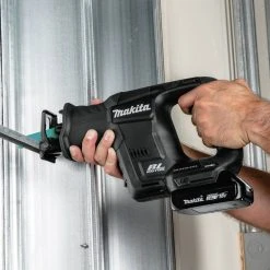 Makita XRJ07R1B 18V LXT Lithium-Ion Sub-Compact Brushless Reciprocating Saw Kit (2.0Ah) -Cheap Makita Store mktnxrj07r1b f