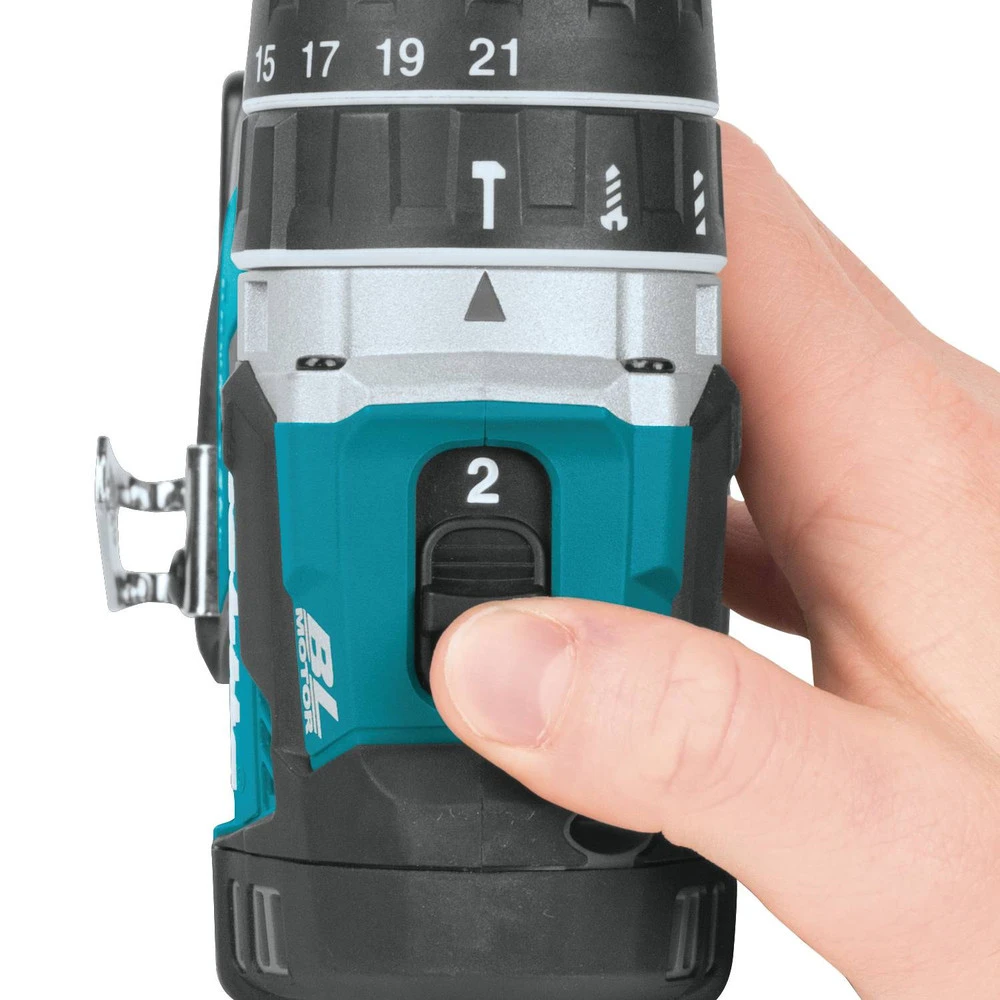 Makita XT328M 18V LXT Brushless Lithium-Ion 3-Tool Cordless Combo Kit (4 Ah) 13 Makita XT328M 18V LXT Brushless Lithium-Ion 3-Tool Cordless Combo Kit (4 Ah) - Image 11