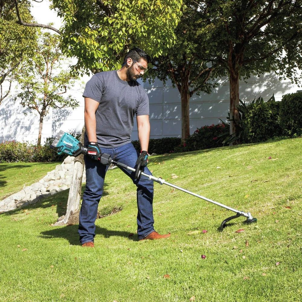 Makita XUX01ZM5 18V X2 LXT Lithium-Ion Brushless Cordless Couple Shaft Power Head With String Trimmer Attachment (Tool Only) 11 Makita XUX01ZM5 18V X2 LXT Lithium-Ion Brushless Cordless Couple Shaft Power Head With String Trimmer Attachment (Tool Only) - Image 9