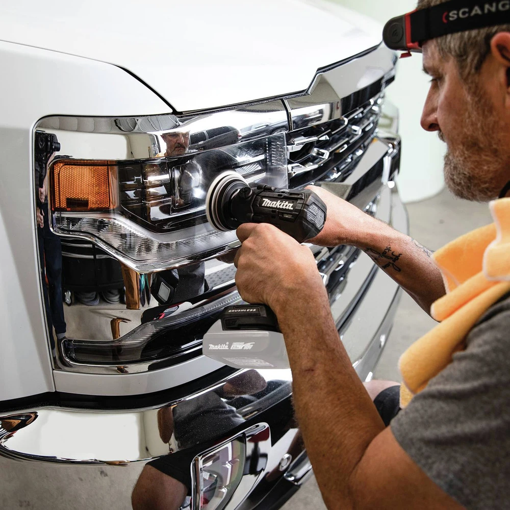 Makita XVP01ZB 18V LXT Brushless Sub-Compact Lithium-Ion Cordless 3 In. Polisher /2 In. Sander (Tool Only) 15 Makita XVP01ZB 18V LXT Brushless Sub-Compact Lithium-Ion Cordless 3 In. Polisher /2 In. Sander (Tool Only) - Image 13