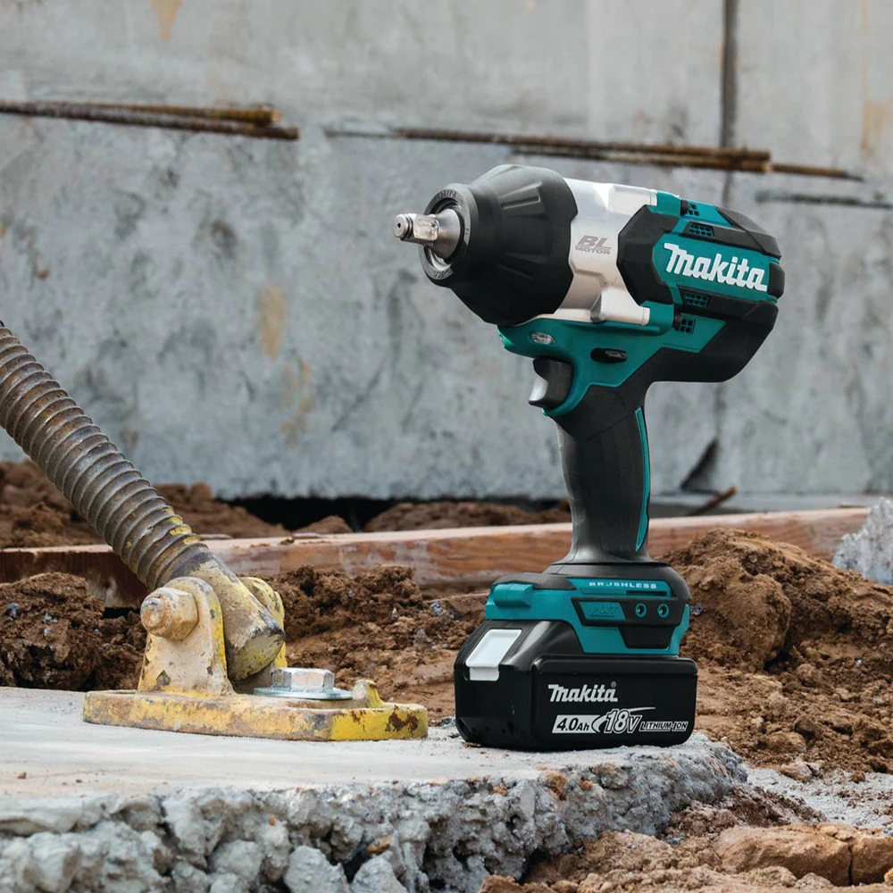 Makita XWT08Z 18V LXT Lithium-Ion Brushless High Torque 1/2 In. Square Drive Impact Wrench (Tool Only) 9 Makita XWT08Z 18V LXT Lithium-Ion Brushless High Torque 1/2 In. Square Drive Impact Wrench (Tool Only) - Image 7