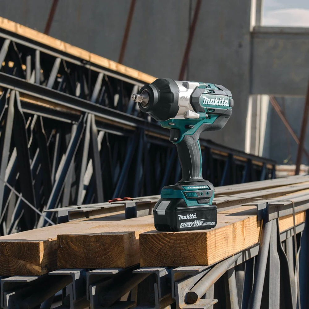 Makita XWT08Z 18V LXT Lithium-Ion Brushless High Torque 1/2 In. Square Drive Impact Wrench (Tool Only) 10 Makita XWT08Z 18V LXT Lithium-Ion Brushless High Torque 1/2 In. Square Drive Impact Wrench (Tool Only) - Image 8