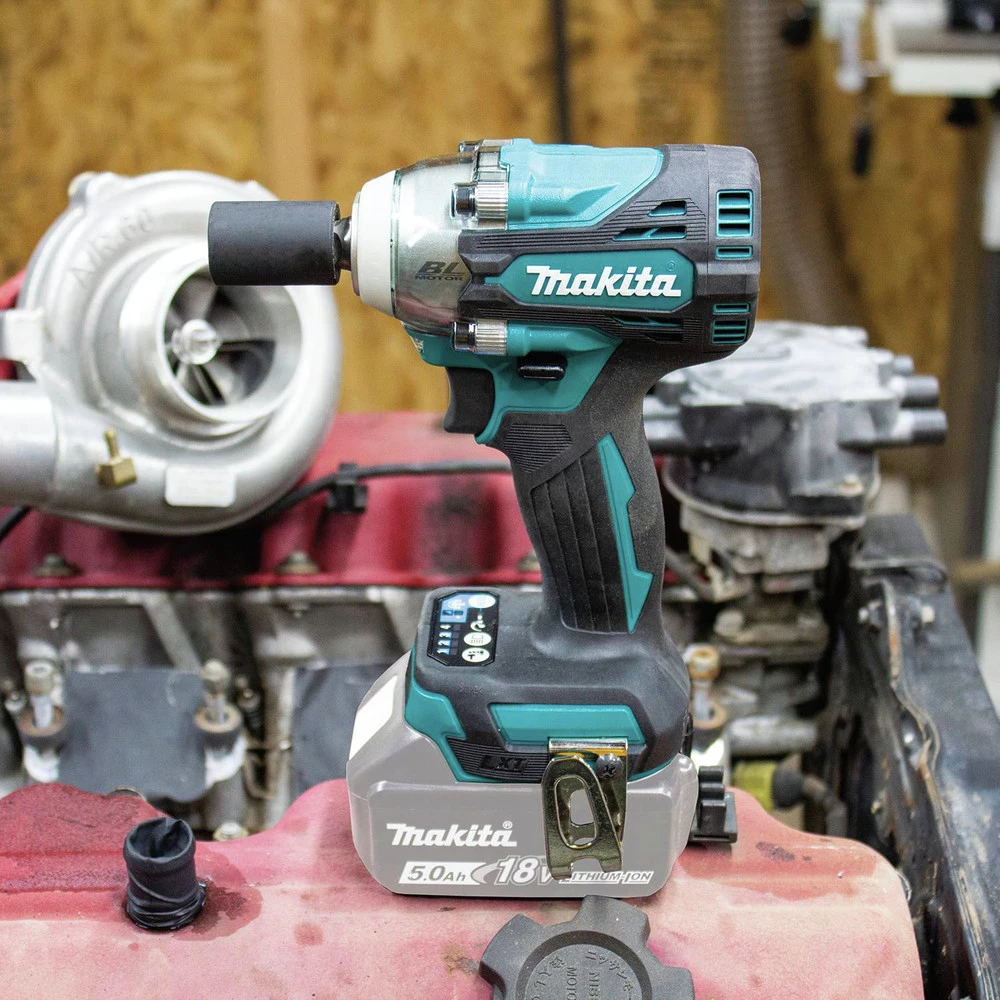 Makita XWT15Z 18V LXT 4-Speed Brushless Lithium-Ion 1/2 In. Cordless Impact Wrench With Detent Anvil (Tool Only) 5 Makita XWT15Z 18V LXT 4-Speed Brushless Lithium-Ion 1/2 In. Cordless Impact Wrench With Detent Anvil (Tool Only) - Image 3