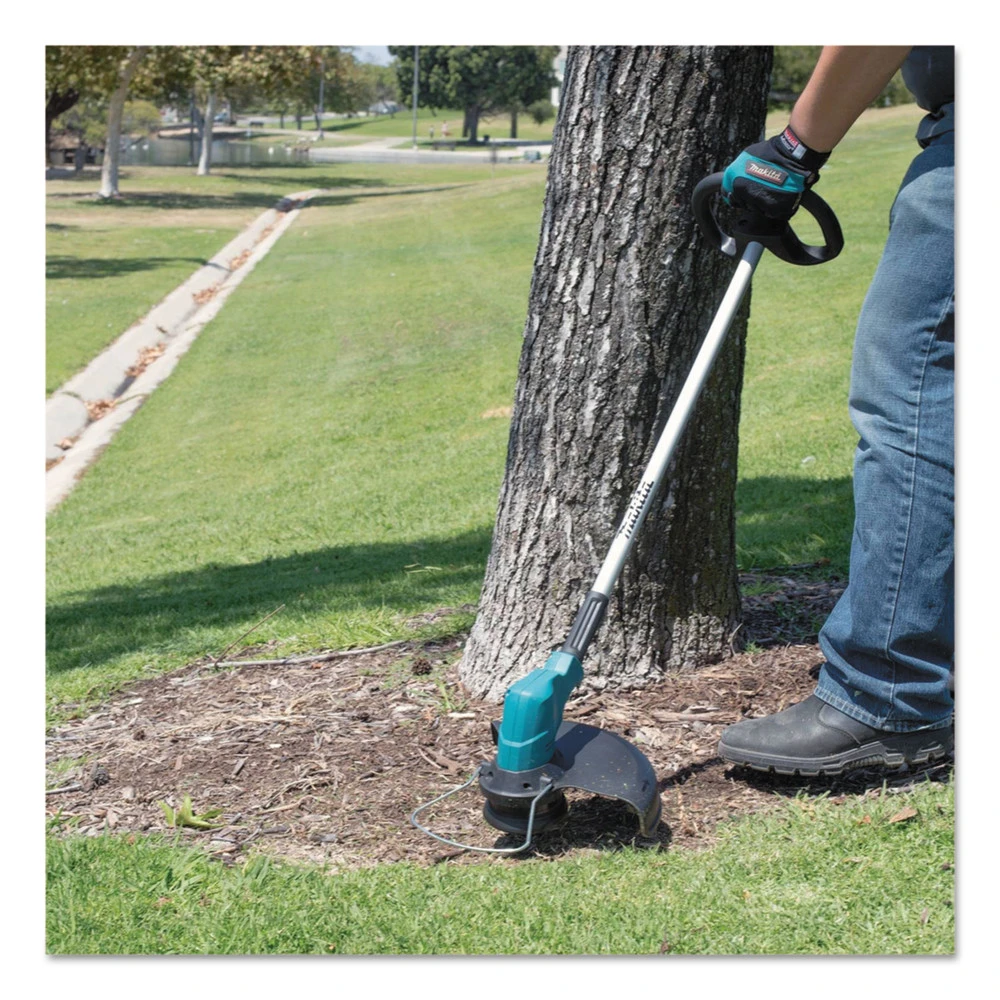 Factory Reconditioned Makita XRU04Z-R 18V LXT Lithium-Ion Brushless Line Trimmer (Tool Only) 4 Factory Reconditioned Makita XRU04Z-R 18V LXT Lithium-Ion Brushless Line Trimmer (Tool Only) - Image 2